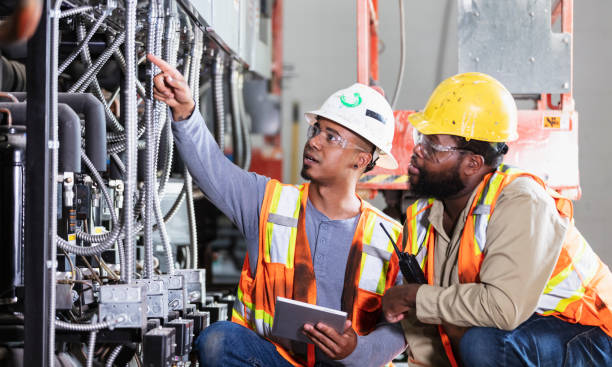 Best 24-Hour Electrician  in Strawberry, CA